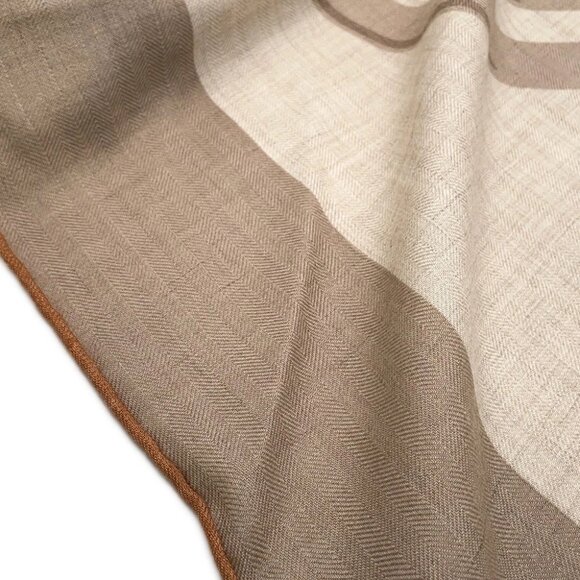 HERMES Giant Square Brides de Gala Applique Pique Size 140 Cashmere70%/Silk3... - Picture 2 of 7